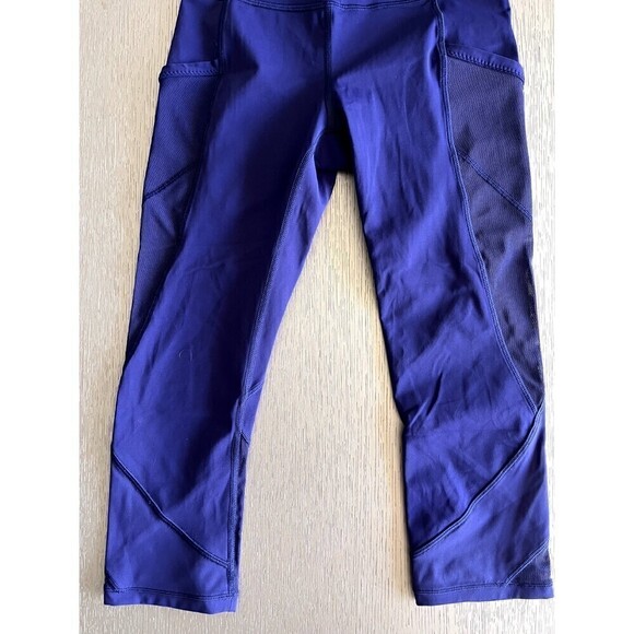 Lululemon Fast As Light Crops Size 4 - Emperor Blue - Brand New - Picture 3 of 12